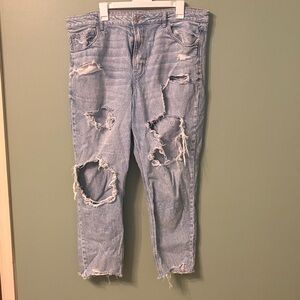 American Eagle Outfitters Ripped Light Blue Cropped Jeans